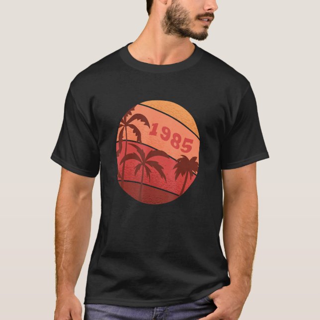Camiseta Clásico Retro Palm Sunset Birthda (Anverso)