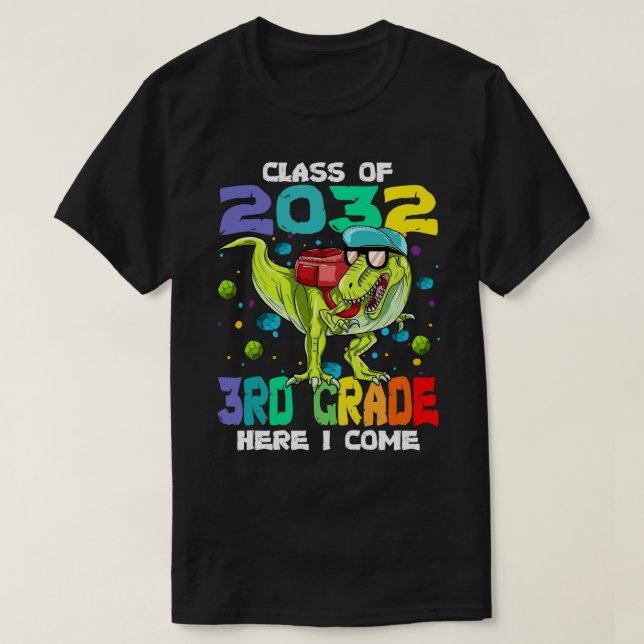 Camiseta CLASS OF 2032 3RD grade HERE I COME (Diseño del anverso)