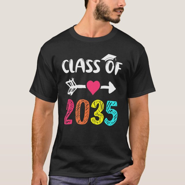 Camiseta Class Of 2035 First Day Of School Grow With Me Gra (Anverso)