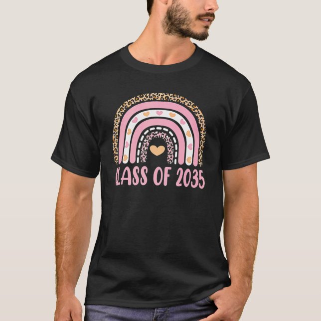 Camiseta Class Of 2035 Rainbow Leopard Pre K Grow With Me G (Anverso)