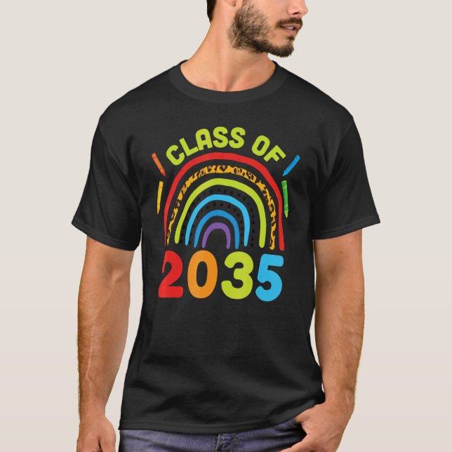Camiseta Class of 2035 Rainbows Grow  Back to School Grad P (Anverso)