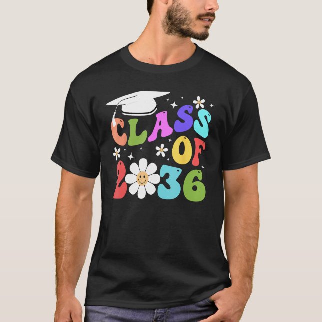 Camiseta Class of 2036 Grow With Me First Day of School Gra (Anverso)