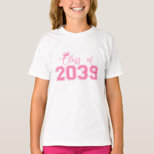 Camiseta Class of 2039 Elegant Script Pink Graduation Cap