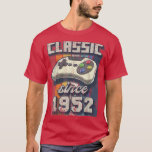 Camiseta Classic 1952 70th Birthday Retro Video Game Contro<br><div class="desc">Classic 1952 70th Birthday Retro Video Game Controller Gamer T-Shirt .</div>