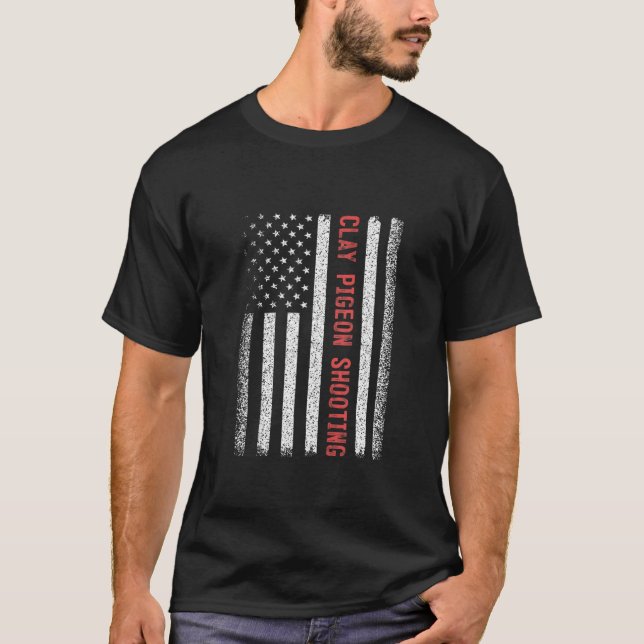 Camiseta Clay Pigeon Disparando la bandera estadounidense e (Anverso)