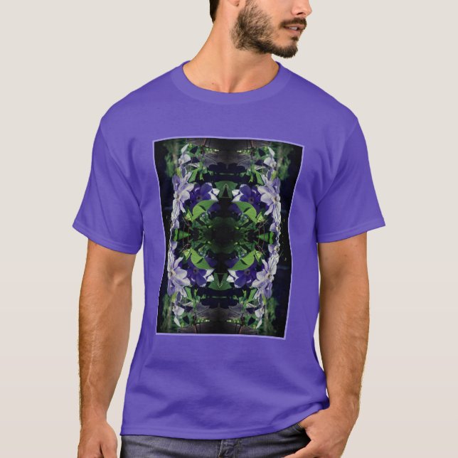 Camiseta Clematis Púrpura Sobre La Reja En Resumen A La Luz (Anverso)