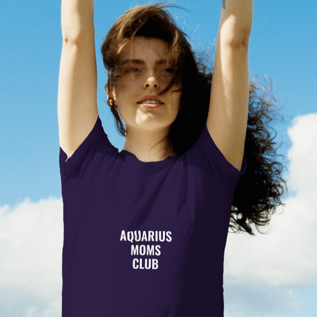 Camiseta Club de mamás Aquarius tipografía azul moderna (Subido por el creador)