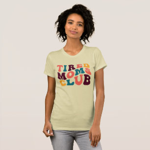 Camiseta Club de Mamás Cansadas Groovy Retro Vibes de veran