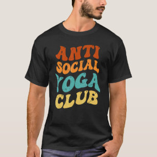 Camiseta Club de Yoga Antisocial - Introvertido Divertido_1