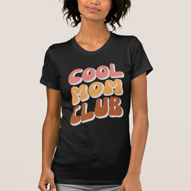 Camiseta Club Retro Guay Mom en Groovy Waves (Anverso)