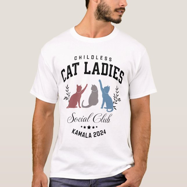 Camiseta Club social para gatos sin hijos Kamala 2024 (Anverso)