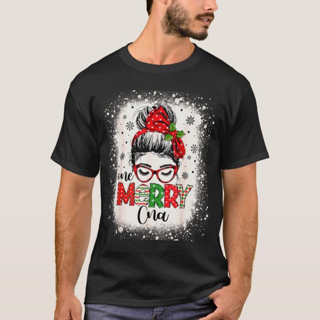 Camiseta Cna Nurse Messy Bun Nurse's Aid Christmas  (Anverso)
