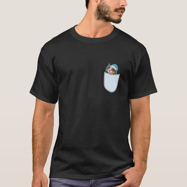 Camiseta cobaya dormido en el bolsillo del pecho (Anverso)