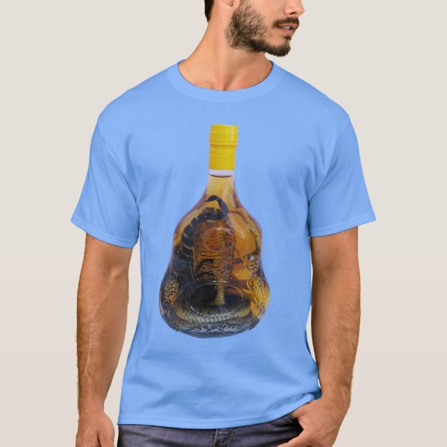 Camiseta Cobra Snake Vs Scorpion Whiskey ... Yadong Lao (Anverso)
