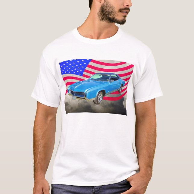 Camiseta Coche 1967 del músculo de Buick Riviera y bandera (Anverso)