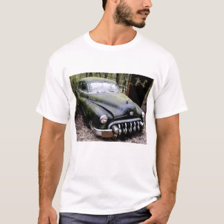 Camiseta Coche negro de Buick con el musgo