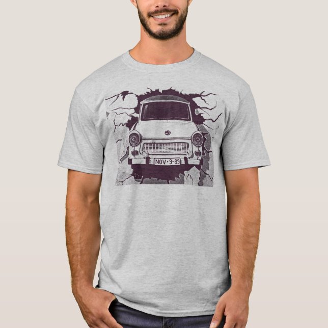Camiseta Coche trabante, negro y blanco, muro de Berlín (1) (Anverso)