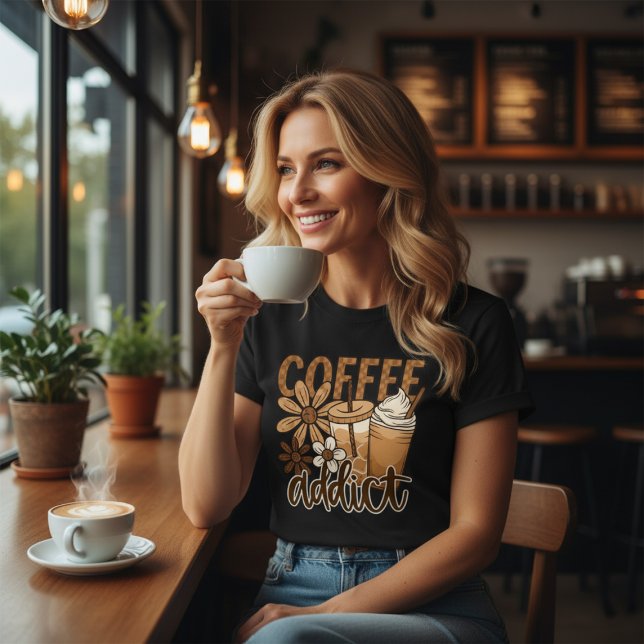 Camiseta Coffee addict.  (Subido por el creador)