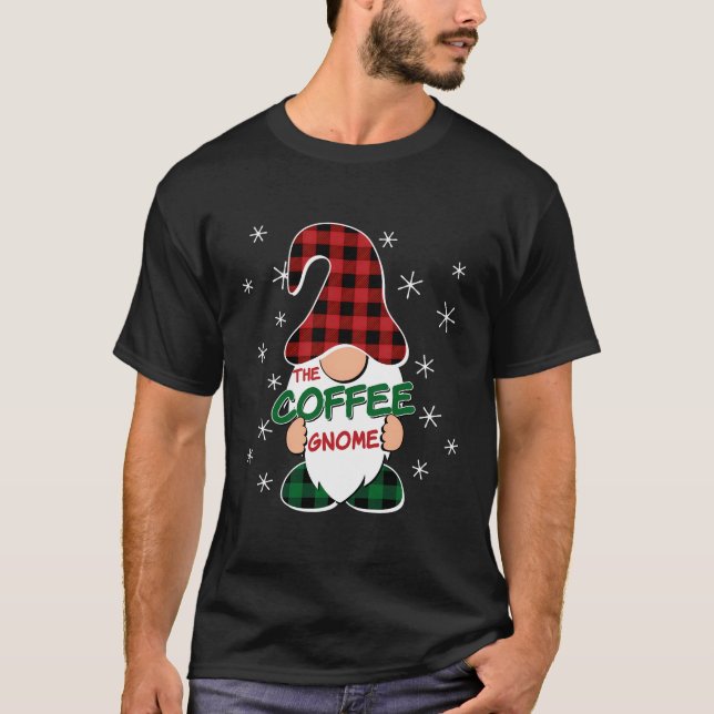 Camiseta Coffee Gnome Buffalo Plaid Mateo Familia Christine (Anverso)