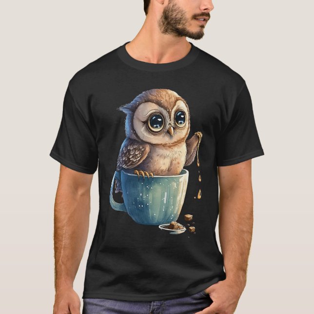 Camiseta Coffee with cute owl owl coffee mug (Anverso)