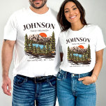 Camiseta Coincidencia de viaje de campamento familiar perso<br><div class="desc">Presentamos el equipo más avanzado para su memorable aventura de camping de reunión familiar - nuestras camisetas de casamiento familiares personalizadas de camping Reunión! Diseñados para los que aprecian cada momento que pasan juntos bajo el cielo abierto, estos camisetas personalizados son más que solamente ropa; son un símbolo de tu...</div>