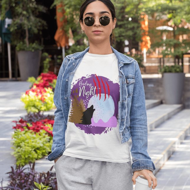 Camiseta Colección de estampados de Halloween "Noche de Amo (Halloween Stamp collection - Howling Night T-shirt design from The Beekeeper Store)