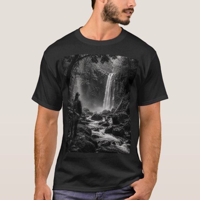 Camiseta Colección Wanderer WO06 – Explorador de cascada oc (Anverso)