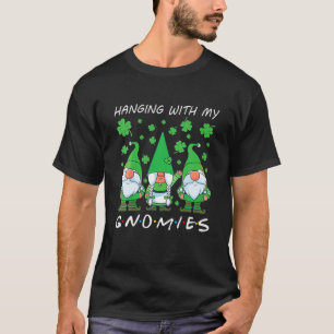 Camiseta Colgando con los gnomos Gnome St Patrick's Day Fun