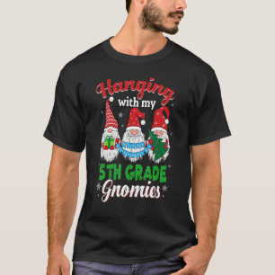 Camiseta Colgando con mi equipo de Navidades de quinto grad