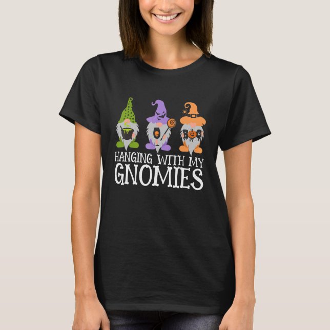 Camiseta Colgando con mi Gnomies Garden Gnome Halloween 12 (Anverso)