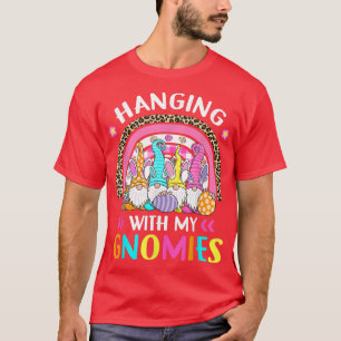 Camiseta Colgando Con Mis Gnomies Bunny Oars Egg Hunting Ra