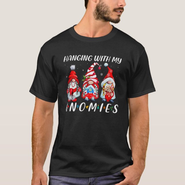 Camiseta Colgando Con Mis Gnomies El Gnome Del Patrón De Pl (Anverso)