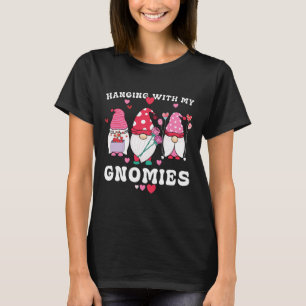 Camiseta Colgando Con Mis Gnomios Cute Día de San Valentín