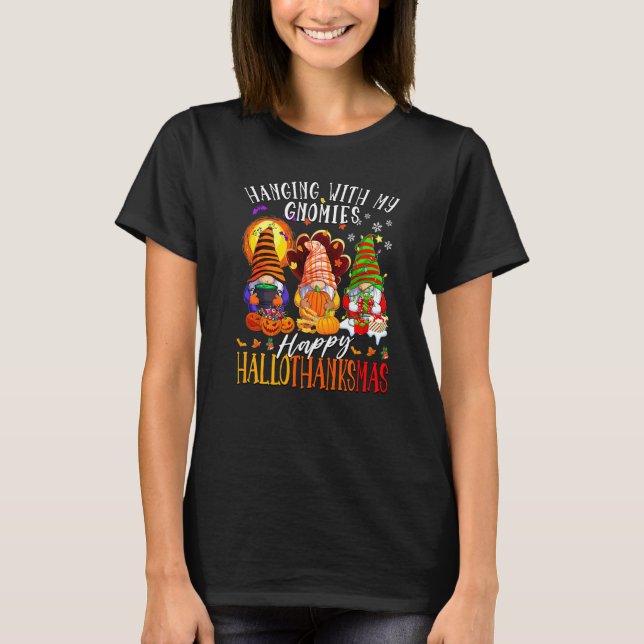 Camiseta Colgando Con Mis Gnomios Feliz Hallothanksmas Gnom (Anverso)