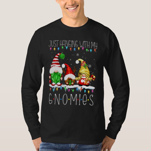 Camiseta Colgando Con Mis Gnomos Navidad Familia Combinando (Anverso)