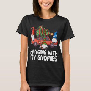 Camiseta Colgando con mis Navidades de gnomos Santa Gnome R