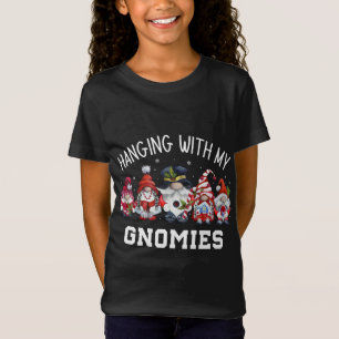 Camiseta Colgando Con Mis Navidades Gnomes Squad Mat