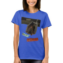 Colgar Bat Halloween Divertido Tee de demasiados d