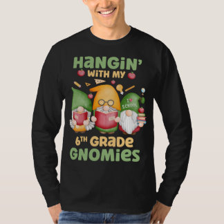 Camiseta Colgar con mi enfermera de la PICU Gnomes Ugly Xma