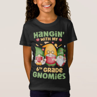 Camiseta Colgar con mi enfermera de la PICU Gnomes Ugly Xma