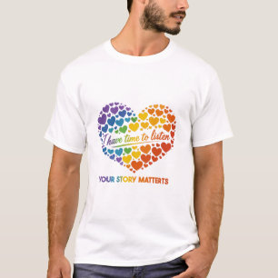 Camiseta Collage de corazón de arcoíris vibrante con escrit