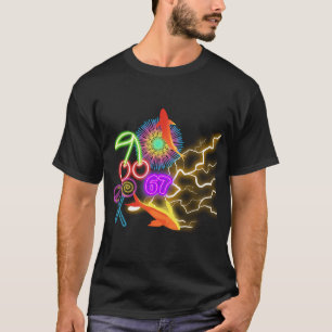 Camiseta Collage de neón retro vibrante - Pez Koi ciberpunk