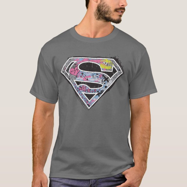 Camiseta Collage del logotipo de superchica (Anverso)