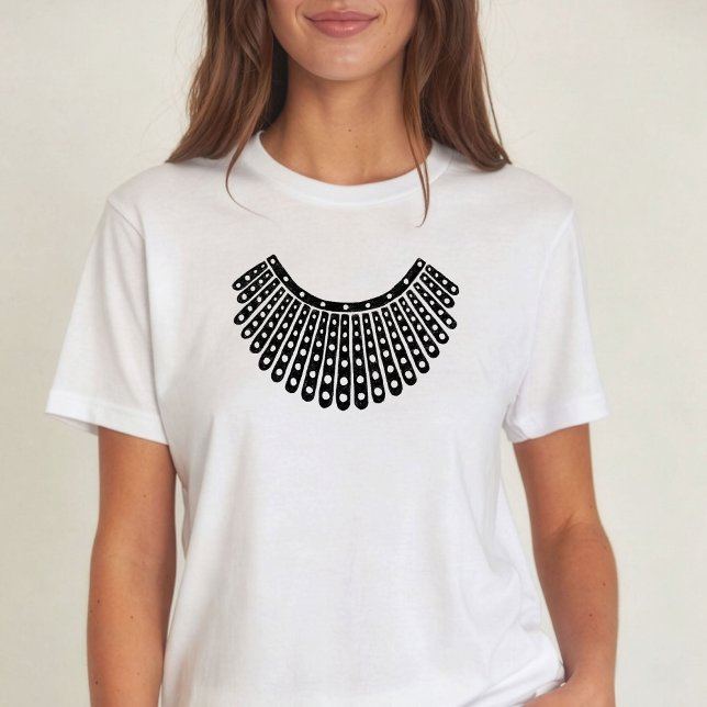 Camiseta Collar Notorious RBG de Ruth Bader Ginsburg (Ruth Bader Ginsburg Notorious RBG Collar T-Shirt)