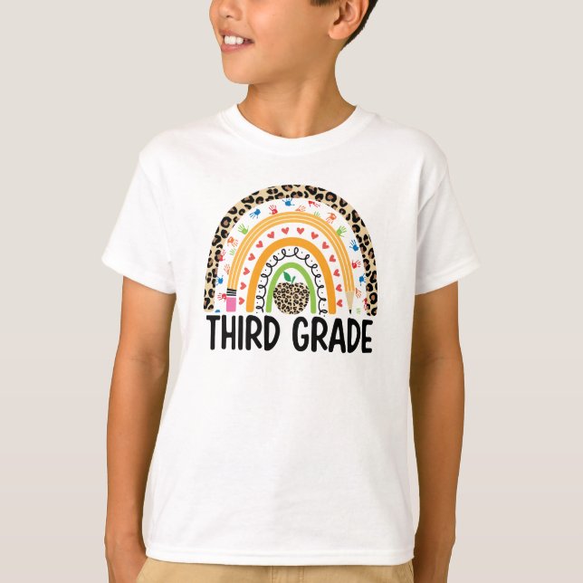 Camiseta color arcoiris de tercer grado (Anverso)