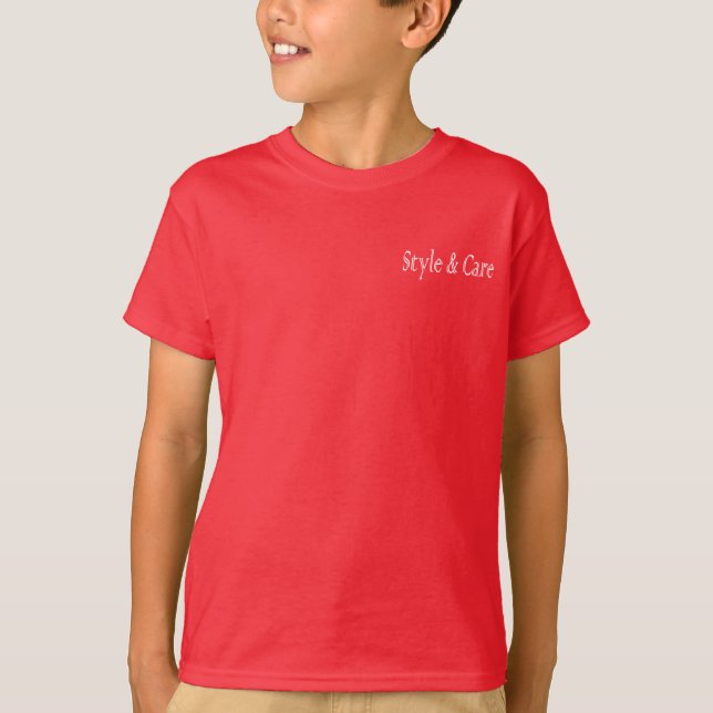 Camiseta color rojo profundo estilo y cuidado (Anverso)