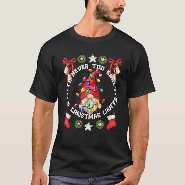 Camiseta Colorful Christmas Lights Xmas Gnome For Christmas (Anverso)