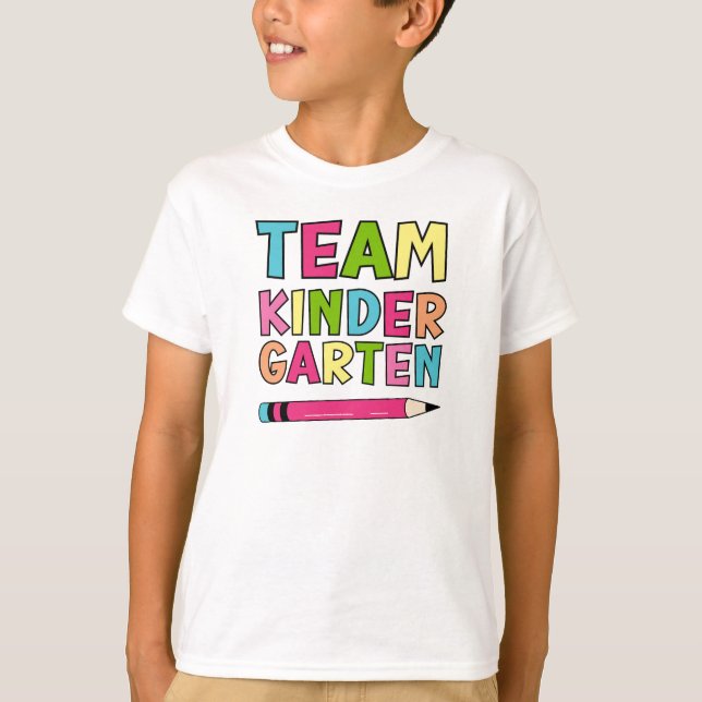Camiseta Colorful Team Kindergarten - Primer día de escuela (Anverso)