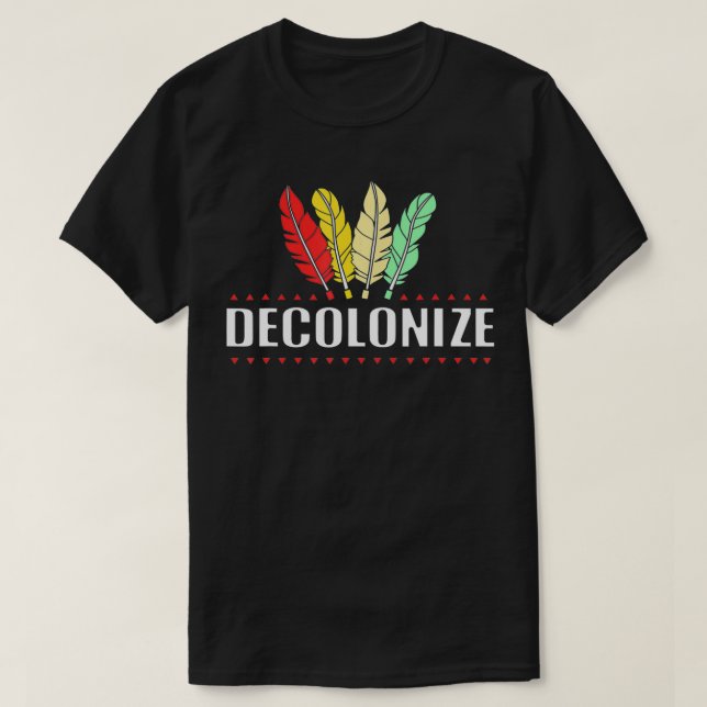 Camiseta Coloridas plumas indígenas nativos americanos Deco (Diseño del anverso)