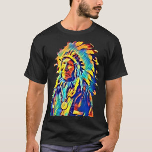 Camiseta Colorido en la nube roja, el jefe indio nativo ame